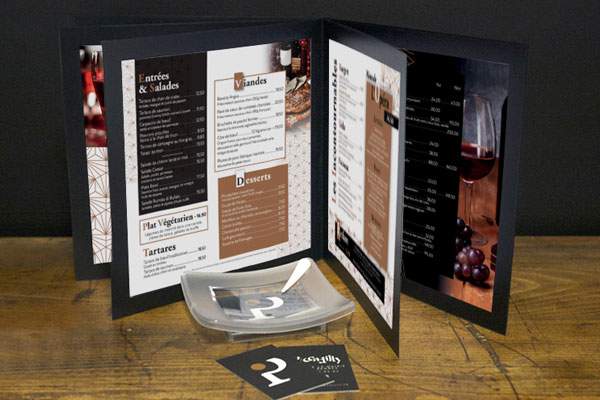 Fabrication de menus de restaurant sur mesure - menu rigide avec la couverture et le dos personnalisé - menu à pochettes pour insérer la carte pour le Piccadilly à Rennes - porte menu personnalisé - couverture de menu personnalisée